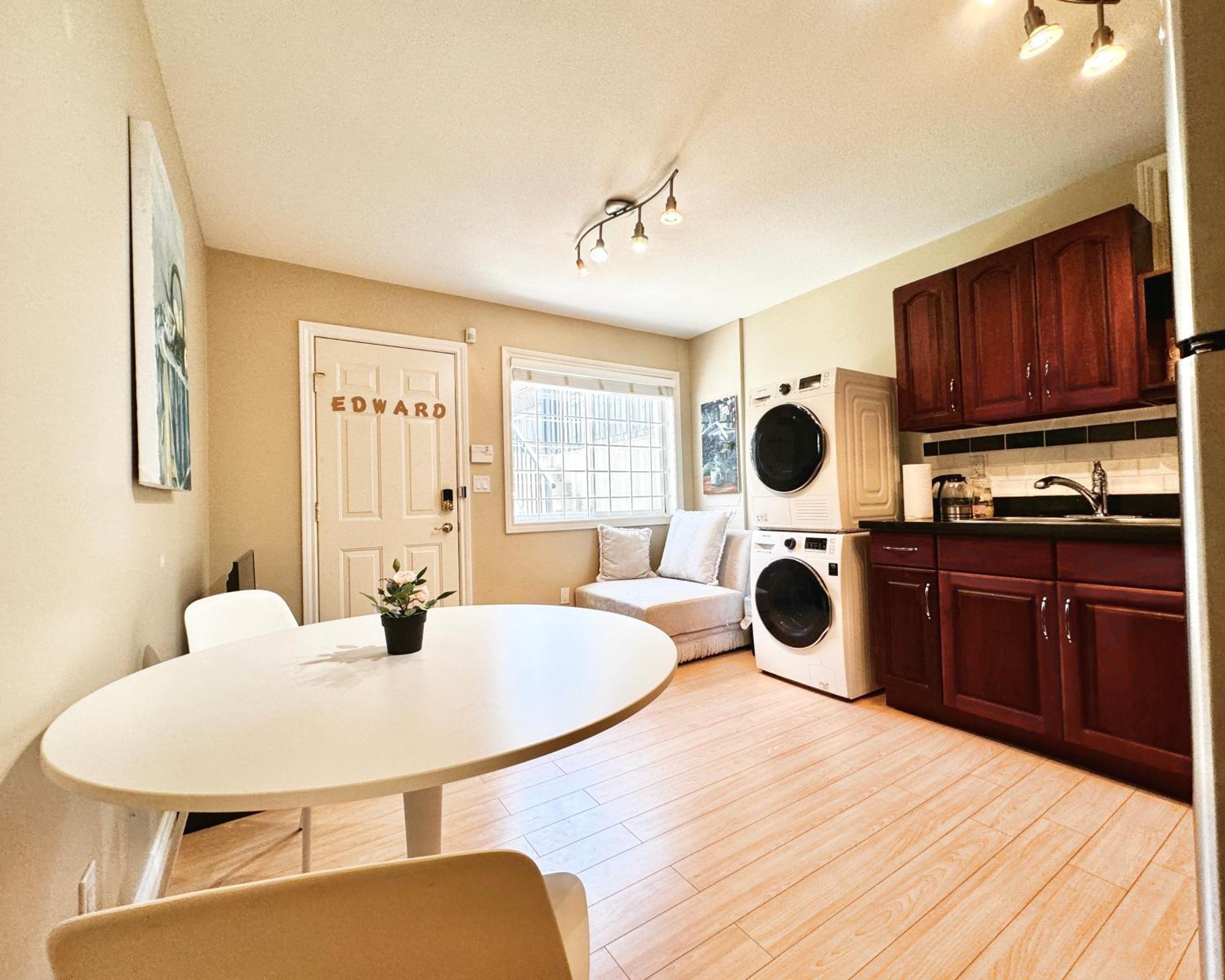 Cozy 1Bedroom Suite Near Downtown Vancouver Eksteriør billede